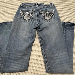 Sexy Couture women's mid rise embellished flap pockets bootcut size 5 28x31